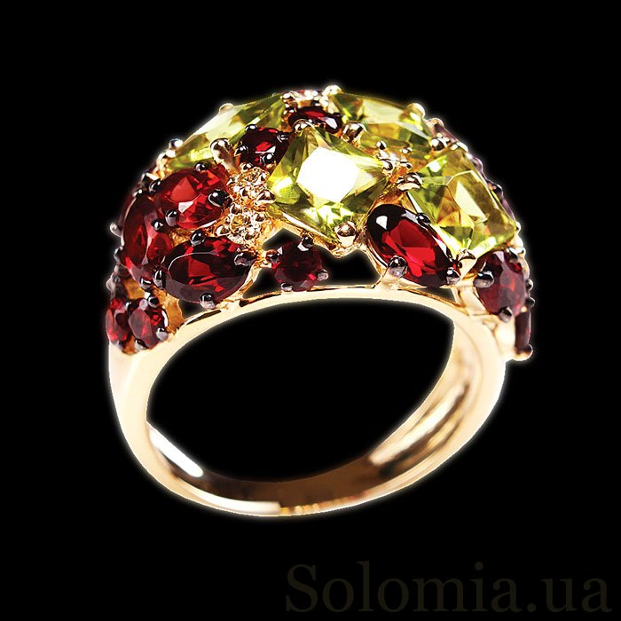 Кольцо из желтого золота с хризолитом, гранатом и бриллиантами